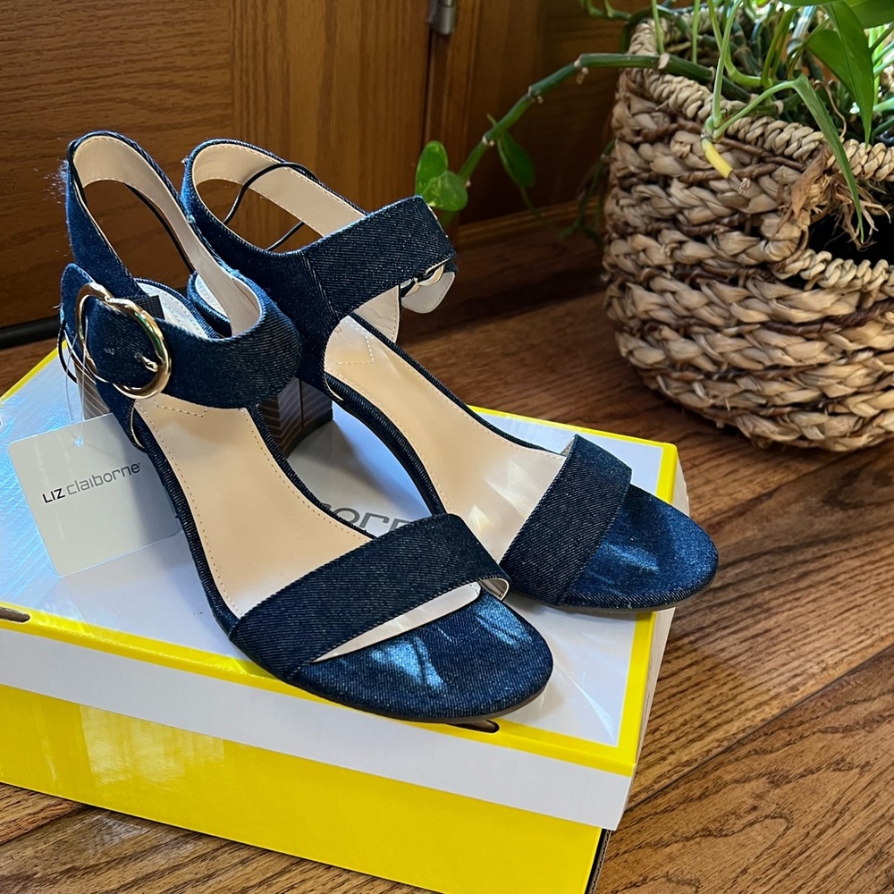 Liz Claiborne Strappy Denim Gold Trim Block Heel Stunning Sandro Shoes
